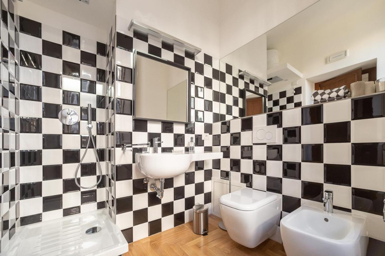Lombardia40 Luxury Suites Rome Bagian luar foto