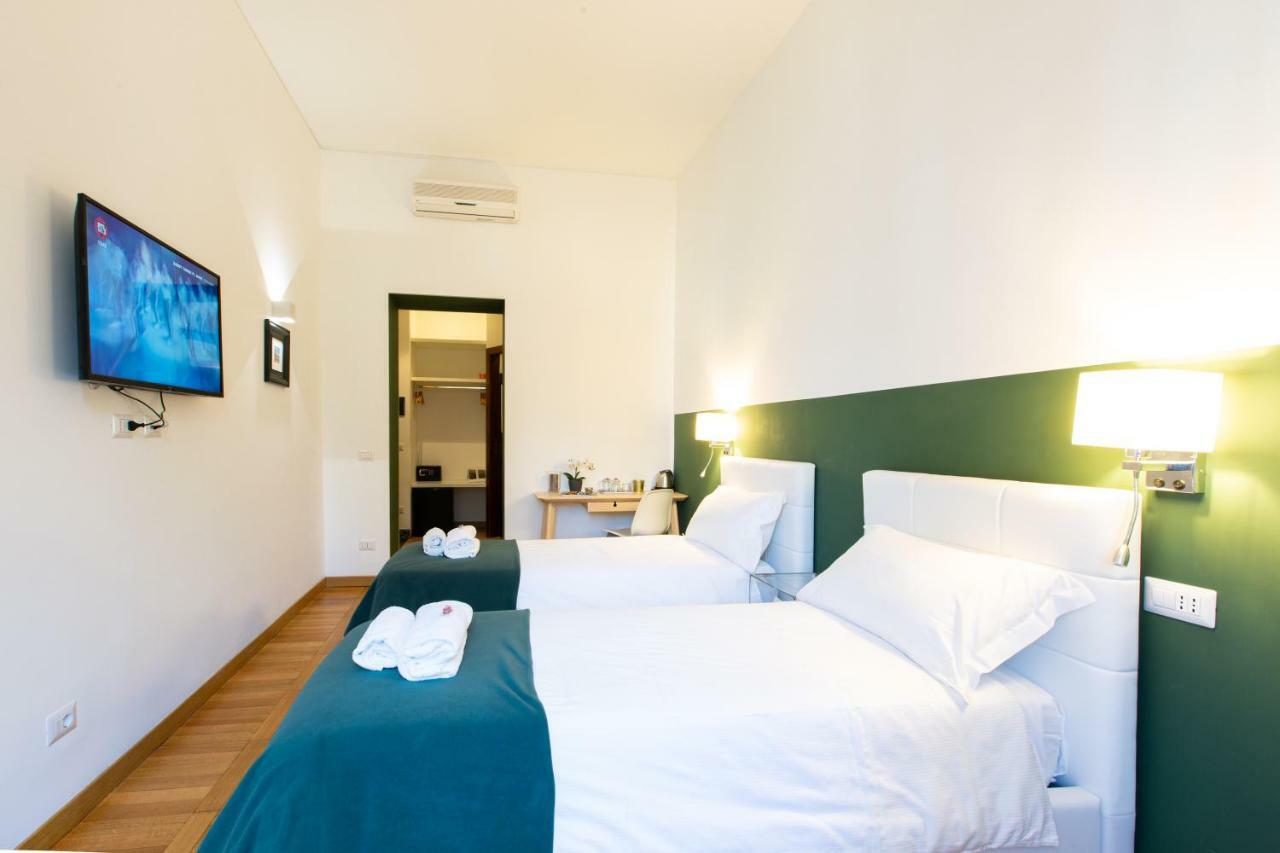 Lombardia40 Luxury Suites Rome Bagian luar foto
